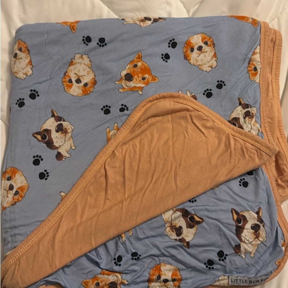 Little bum bums Adorable Puppy Print bamboo Blanket in Light Blue and Tan